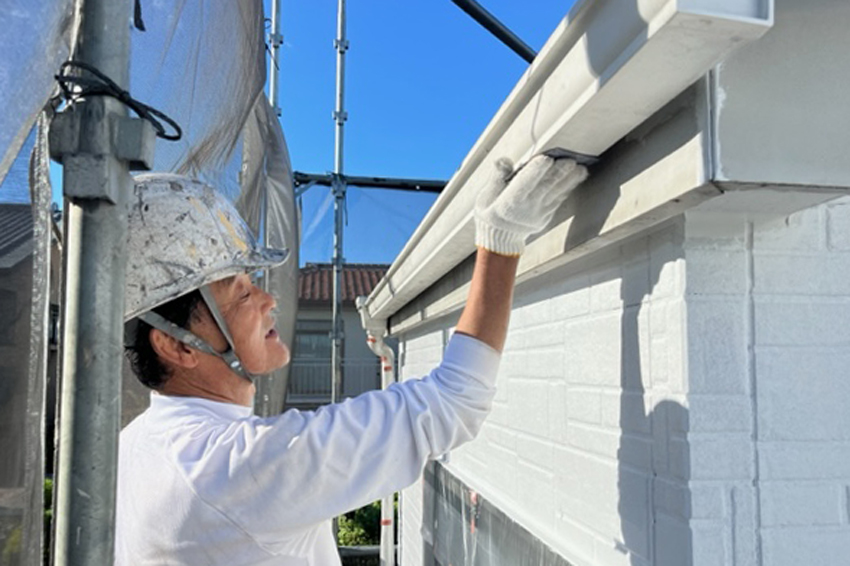 屋根／遮熱塗装、外壁／多重多色塗装、コーキング打替、ベランダ防水トップコート