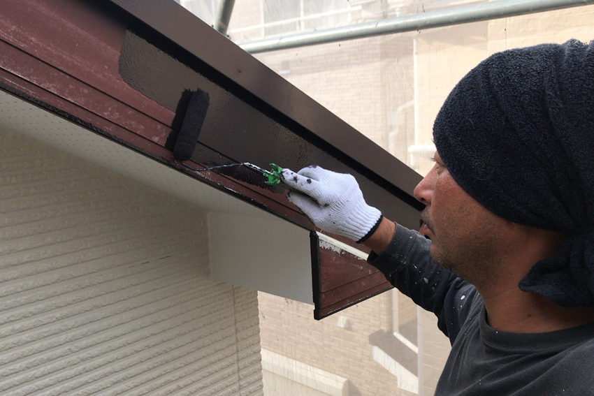 屋根／遮熱塗装、外壁／クリア塗装と塗潰し、コーキング打替