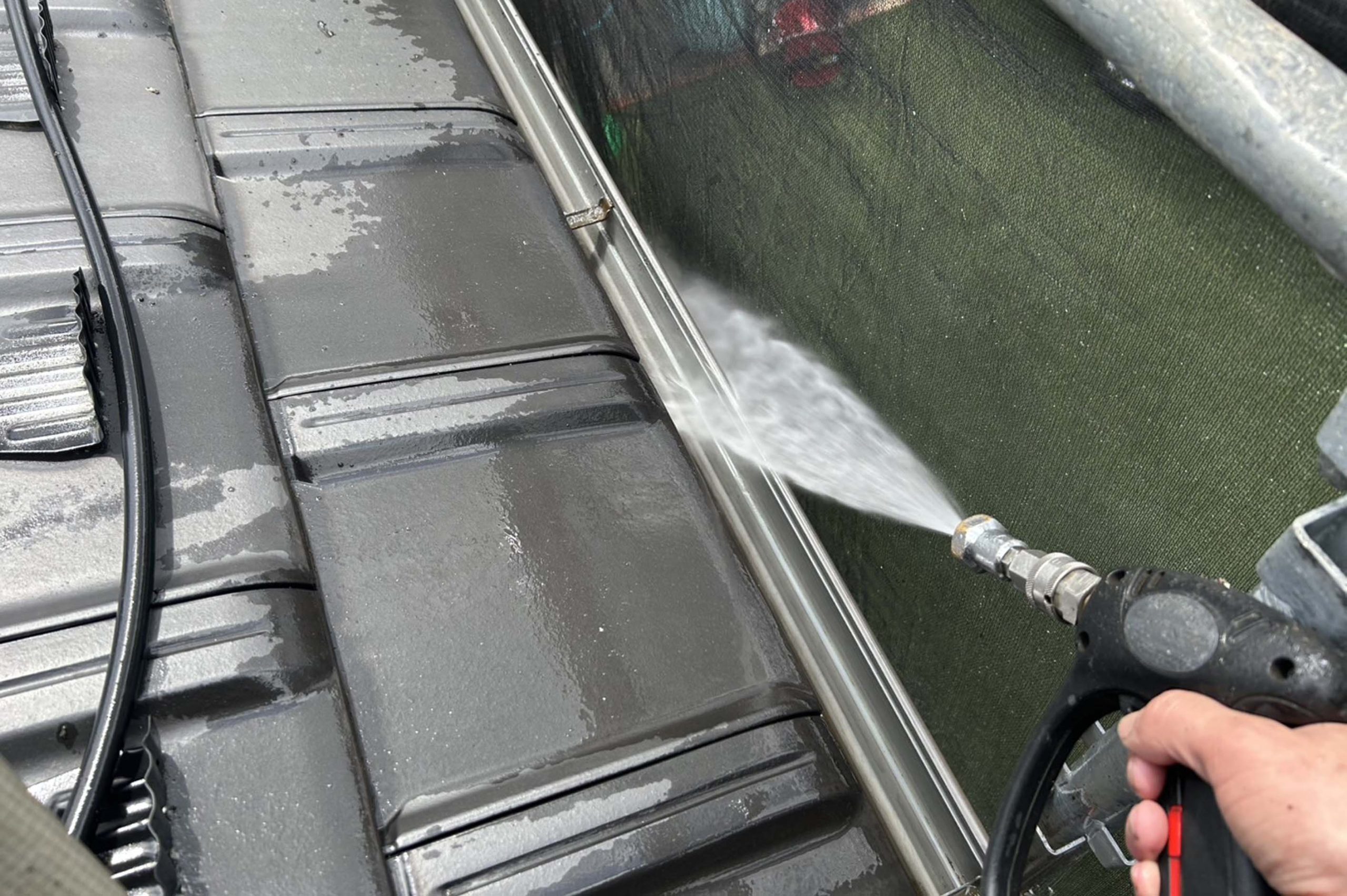 上尾市でペリアートによる多彩色模様の外壁塗装