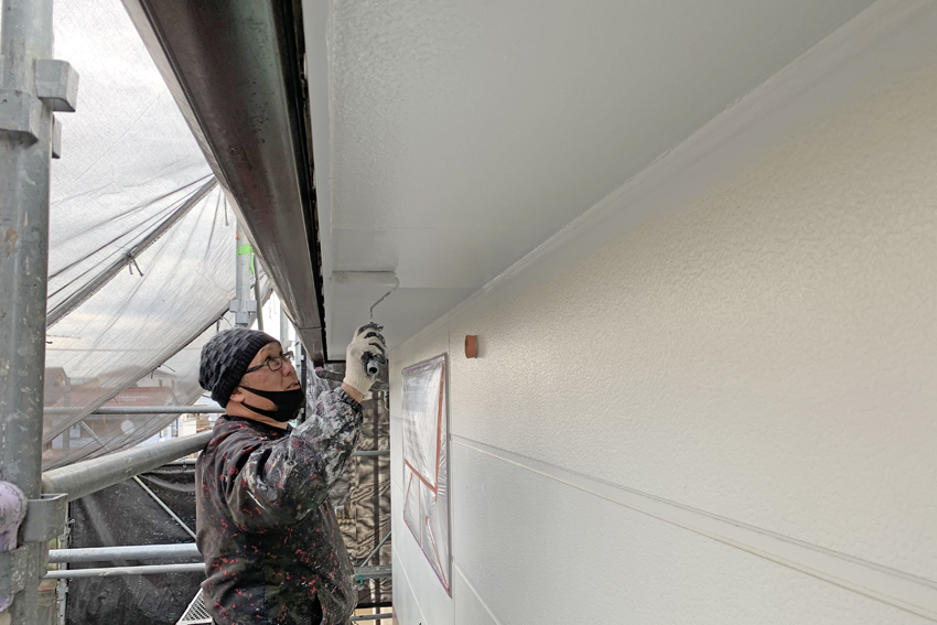 屋根／遮熱塗装、外壁／多重多色塗装、コーキング打替