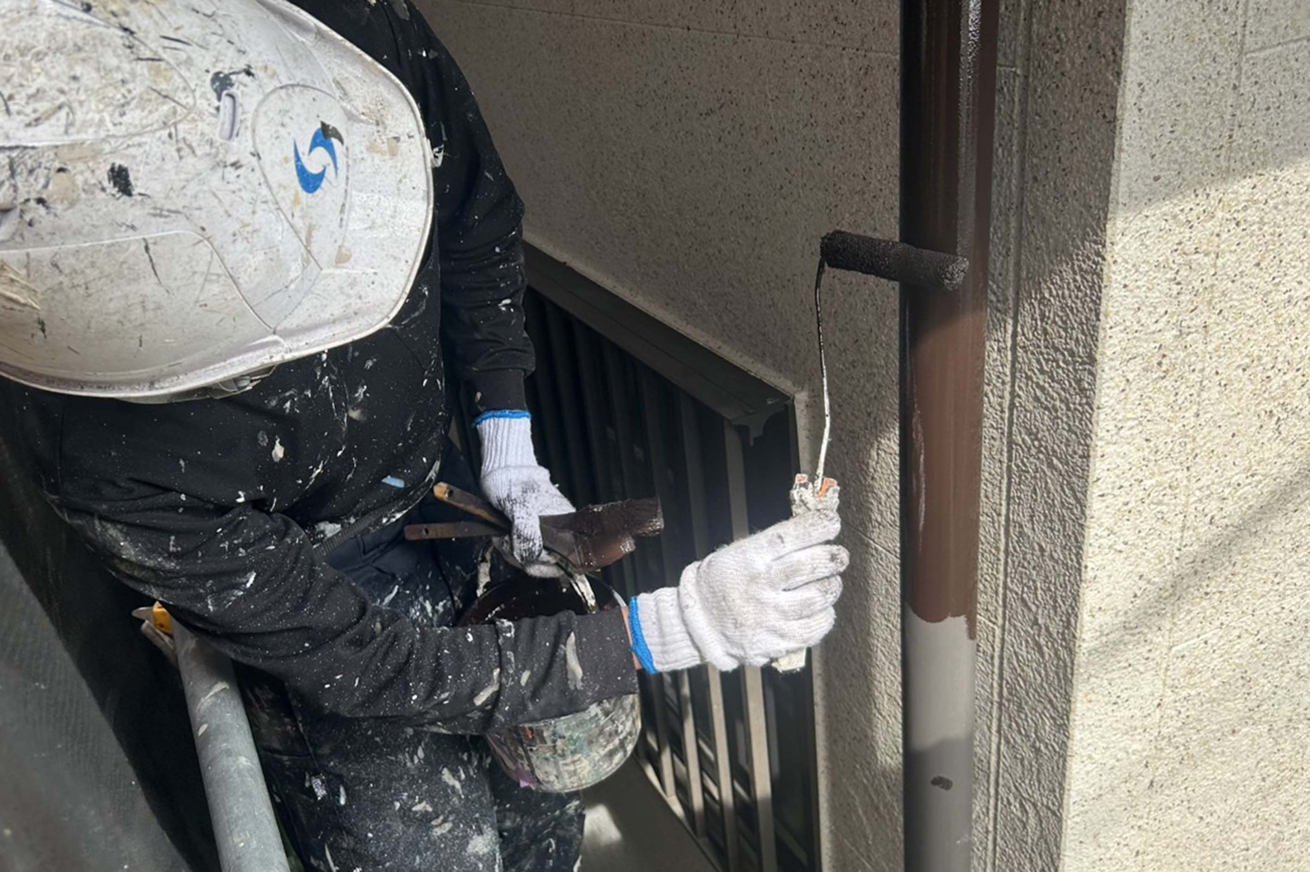 上尾市でペリアートによる多彩色模様の外壁塗装