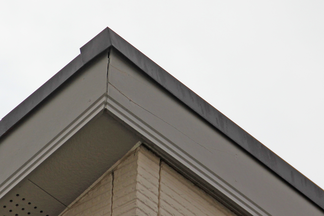 屋根／遮熱塗装、外壁／ツートンカラー塗装／コーキング打替