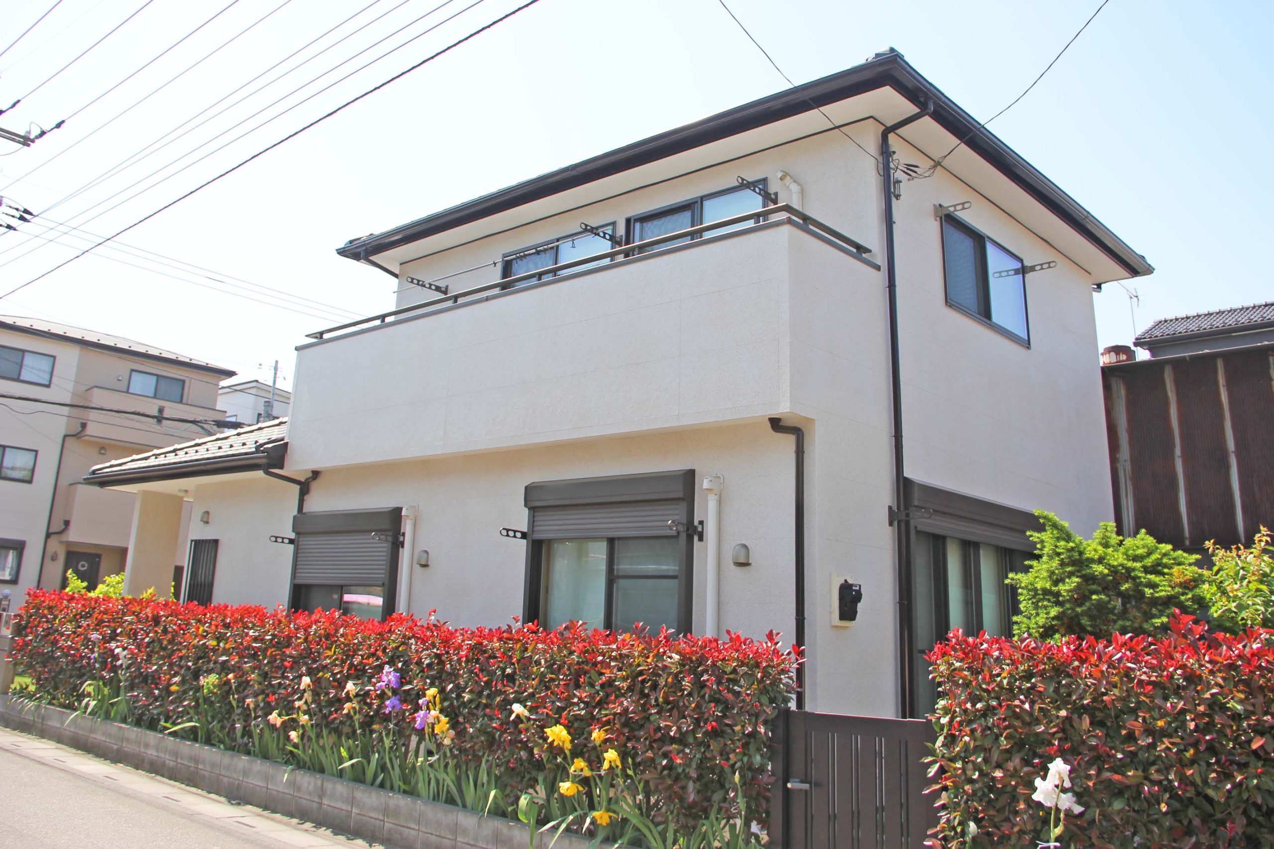 上尾市でペリアートによる多彩色模様の外壁塗装