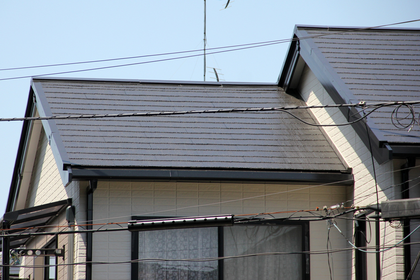 高遮熱屋根塗装、窯業系サイディング外壁塗装、コーキング打替
