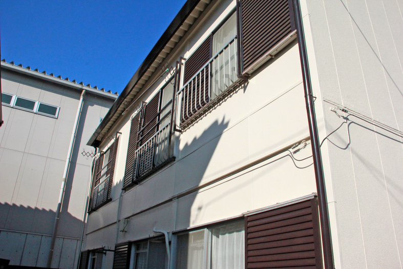 アパートの屋根・外壁・鉄骨階段塗装