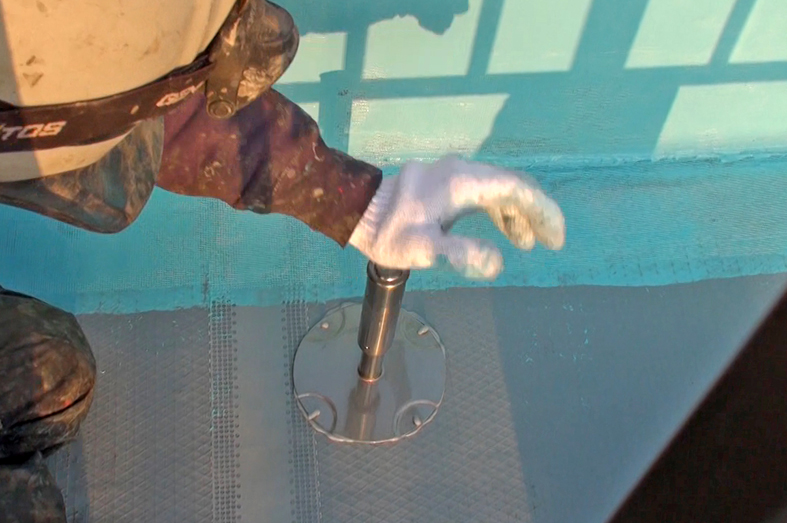 脱気塔設置－ウレタン塗膜防水、通気緩衝工法