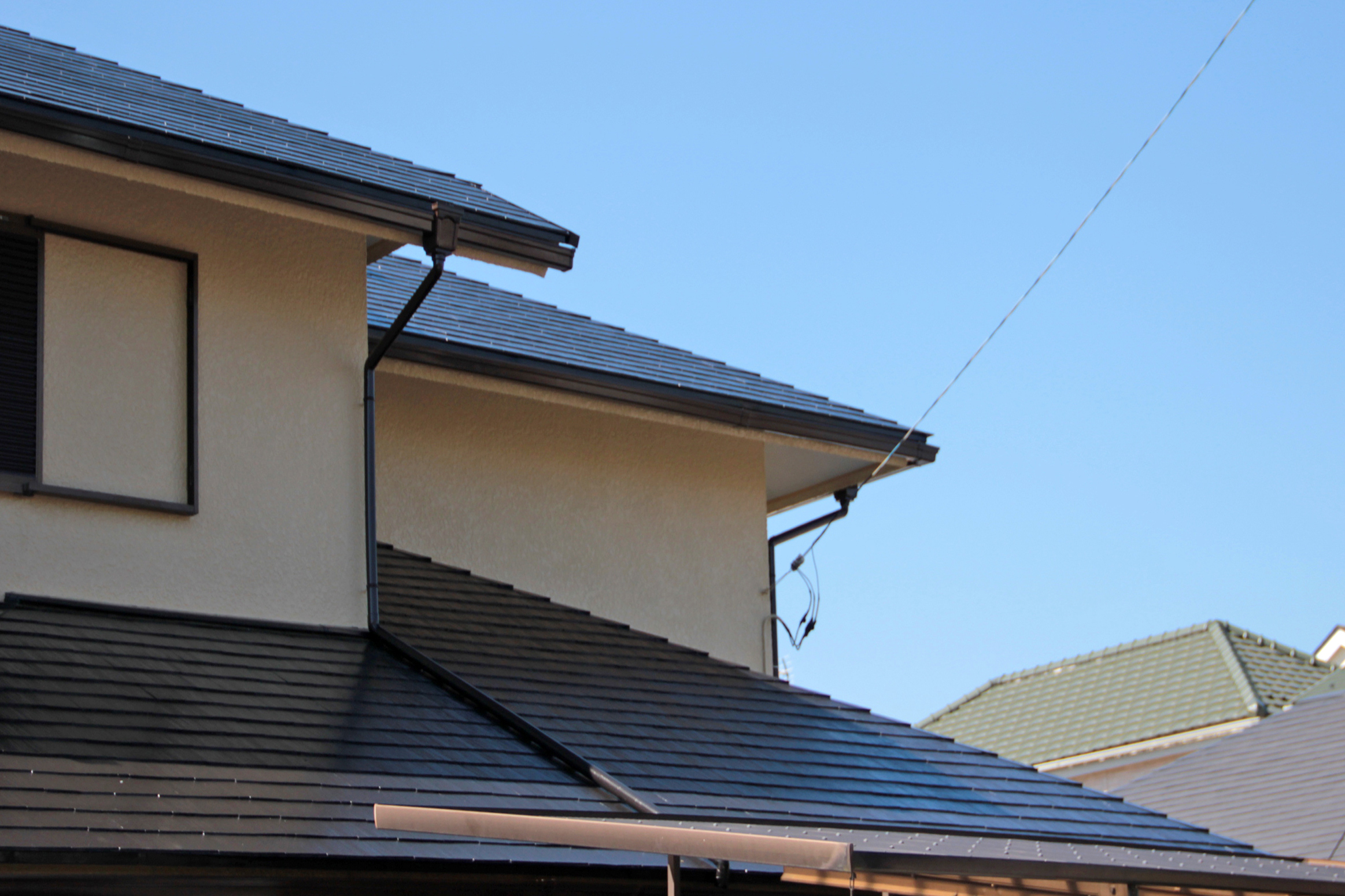 高遮熱屋根塗装･外壁塗装、　ベランダ防水トップコート