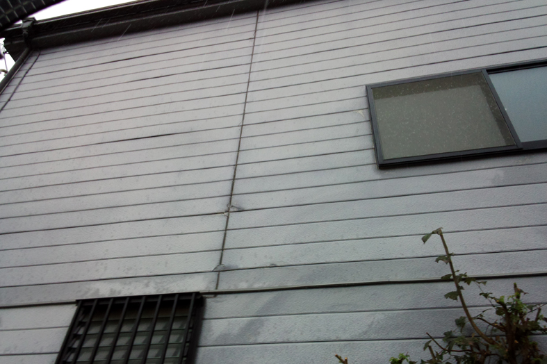 ｽﾚｰﾄ高遮熱屋根塗装、ｻｲﾃﾞｨﾝｸﾞ割れ補修、外壁塗装、ベランダ防水塗装