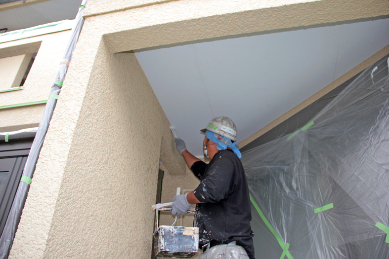高遮熱屋根塗装･外壁塗装、　ベランダ防水トップコート