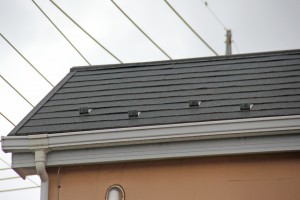 伊奈町のY様から屋根塗装と外壁塗装、ベランダ防水トップの見積依頼