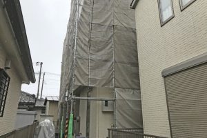 蓮田市、A様邸の屋根塗装と外壁塗装が着工