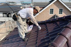 さいたま市西区のK様邸で屋根の上塗