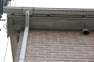 さいたま市西区のU様へ外壁塗装と屋根塗装の見積説明