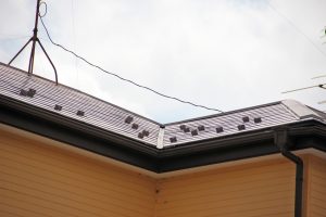 蓮田市のW様へ屋根塗装と外壁塗装の見積説明