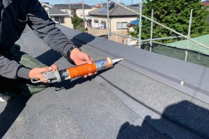 上尾市のO様邸で屋根塗装と屋根の補修