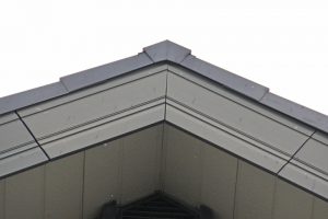 さいたま市大宮区のH様より屋根塗装と外壁塗装、コーキング打替、ベランダ防水トップコートの見積ご依頼
