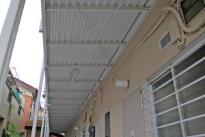 さいたま市北区、Sアパートの屋根塗装と外壁塗装が完工