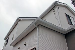 上尾市、K様邸の屋根塗装と外壁塗装、コーキング打替、ベランダ防水工事完工