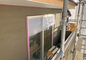 さいたま市大宮区S様邸で外壁のモルタルの塗り作業が開始