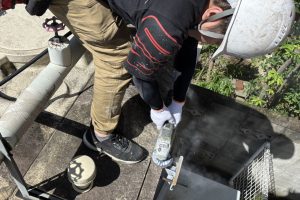 さいたま市浦和区、Cマンションで受水槽の遮光塗装が着工