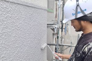 さいたま市北区のH様邸の外壁塗装は上塗が完了 