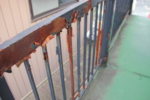 さいたま市北区のN様より外部鉄骨階段塗装の見積依頼